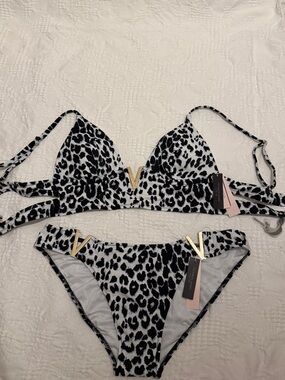 Victoria's Secret Black and White Leopard Print Bikini with Gold V Detail